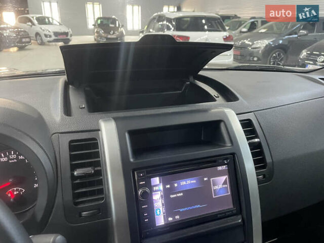 Коричневый Ниссан ИксТрейл, объемом двигателя 2 л и пробегом 198 тыс. км за 13950 $, фото 45 на Automoto.ua