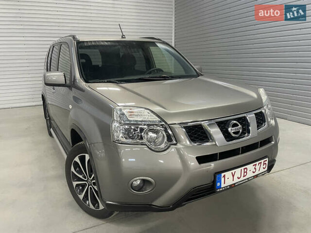 Коричневый Ниссан ИксТрейл, объемом двигателя 2 л и пробегом 198 тыс. км за 13950 $, фото 5 на Automoto.ua
