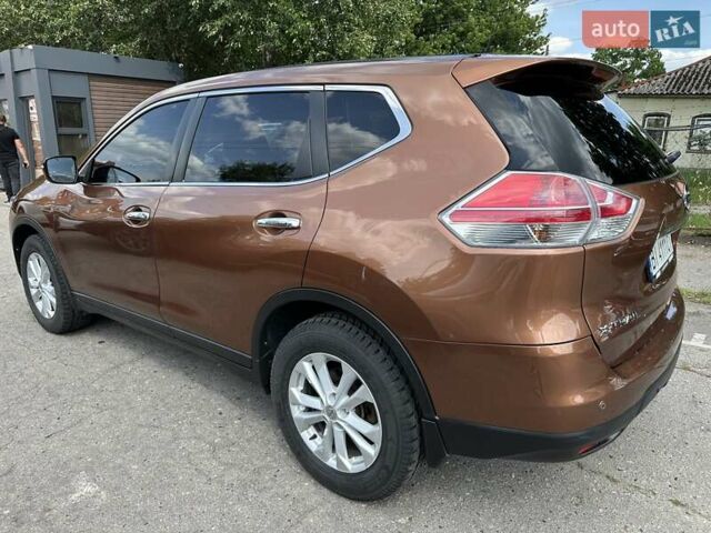 Коричневий Ніссан ІксТрейл, об'ємом двигуна 1.6 л та пробігом 235 тис. км за 13999 $, фото 4 на Automoto.ua