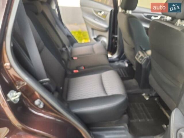 Коричневый Ниссан ИксТрейл, объемом двигателя 2 л и пробегом 75 тыс. км за 20800 $, фото 65 на Automoto.ua