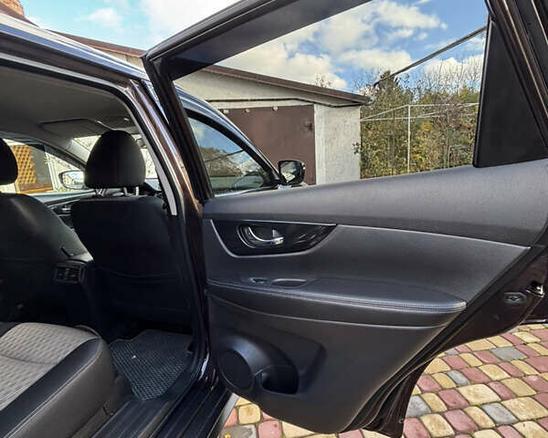 Коричневий Ніссан ІксТрейл, об'ємом двигуна 1.6 л та пробігом 198 тис. км за 19800 $, фото 11 на Automoto.ua