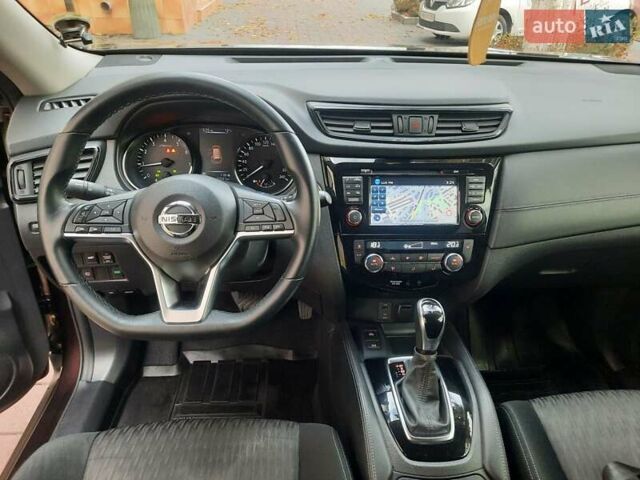 Коричневый Ниссан ИксТрейл, объемом двигателя 2 л и пробегом 75 тыс. км за 20800 $, фото 7 на Automoto.ua