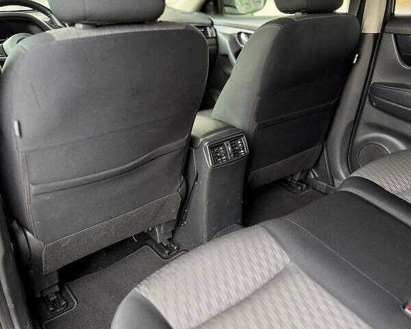 Коричневий Ніссан ІксТрейл, об'ємом двигуна 1.6 л та пробігом 43 тис. км за 18099 $, фото 11 на Automoto.ua