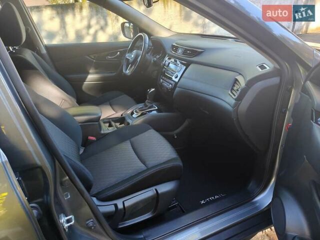 Коричневый Ниссан ИксТрейл, объемом двигателя 2 л и пробегом 33 тыс. км за 16950 $, фото 5 на Automoto.ua