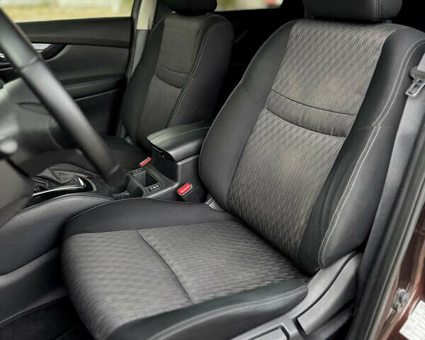 Коричневий Ніссан ІксТрейл, об'ємом двигуна 1.6 л та пробігом 43 тис. км за 18099 $, фото 10 на Automoto.ua