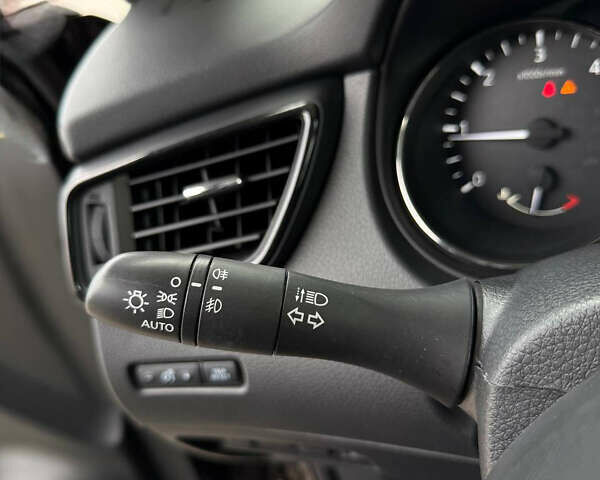 Коричневий Ніссан ІксТрейл, об'ємом двигуна 1.6 л та пробігом 43 тис. км за 18099 $, фото 35 на Automoto.ua