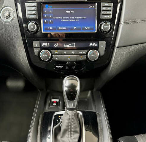 Коричневий Ніссан ІксТрейл, об'ємом двигуна 1.6 л та пробігом 43 тис. км за 18099 $, фото 25 на Automoto.ua