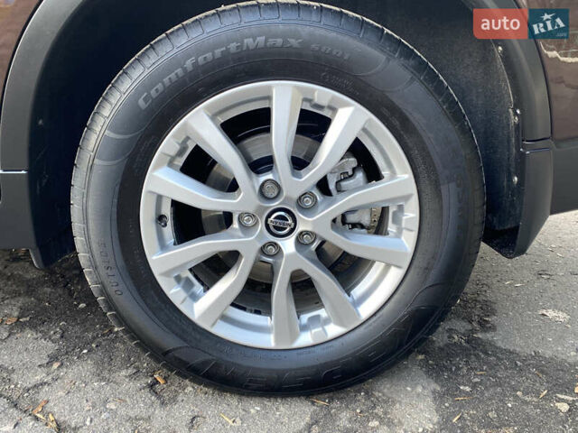 Коричневый Ниссан ИксТрейл, объемом двигателя 1.6 л и пробегом 102 тыс. км за 22500 $, фото 6 на Automoto.ua