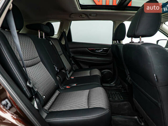 Коричневый Ниссан ИксТрейл, объемом двигателя 2.5 л и пробегом 113 тыс. км за 24963 $, фото 9 на Automoto.ua