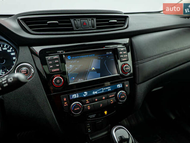 Коричневый Ниссан ИксТрейл, объемом двигателя 2.5 л и пробегом 113 тыс. км за 24963 $, фото 20 на Automoto.ua