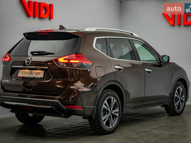 Коричневый Ниссан ИксТрейл, объемом двигателя 2.5 л и пробегом 113 тыс. км за 24963 $, фото 4 на Automoto.ua