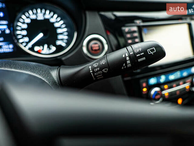 Коричневый Ниссан ИксТрейл, объемом двигателя 2.5 л и пробегом 113 тыс. км за 24963 $, фото 18 на Automoto.ua