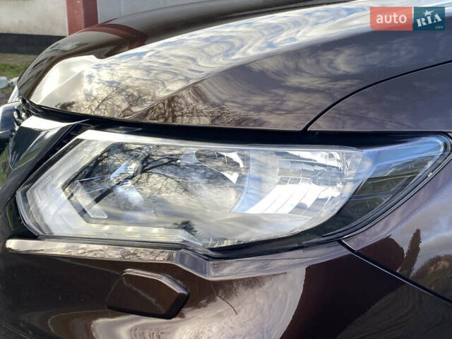 Коричневый Ниссан ИксТрейл, объемом двигателя 1.6 л и пробегом 102 тыс. км за 22500 $, фото 43 на Automoto.ua