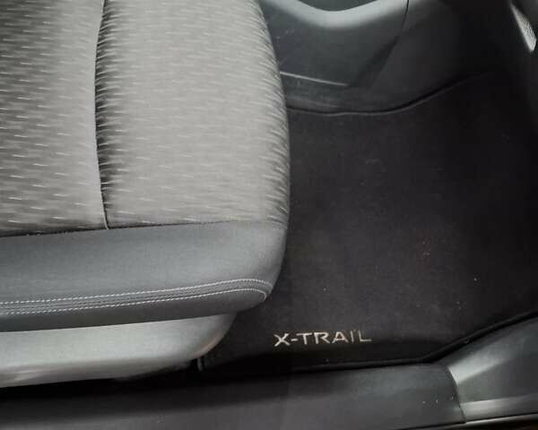 Ниссан ИксТрейл 2021 в Киеве на Automoto.ua Коричневый Ниссан ИксТрейл, объемом двигателя 1.6 л и пробегом 101 тыс. км за 23700 $, фото 12 на Automoto.ua