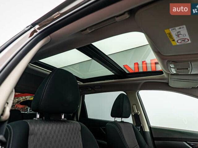 Коричневый Ниссан ИксТрейл, объемом двигателя 2.5 л и пробегом 113 тыс. км за 24963 $, фото 14 на Automoto.ua