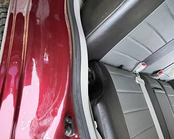 Красный Ниссан ИксТрейл, объемом двигателя 2 л и пробегом 227 тыс. км за 7250 $, фото 16 на Automoto.ua