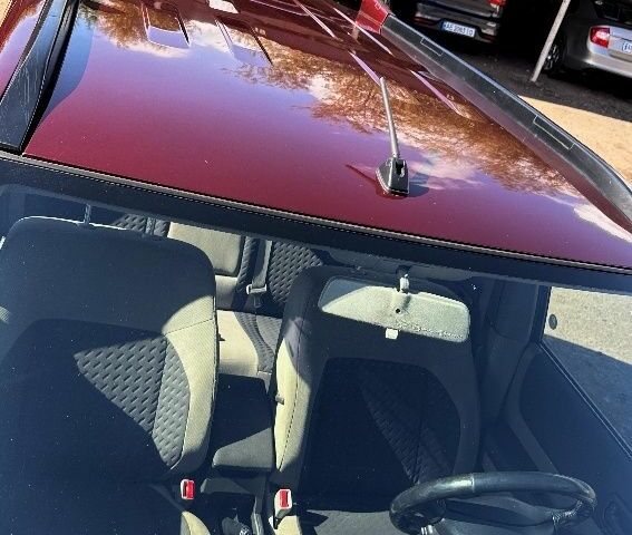 Красный Ниссан ИксТрейл, объемом двигателя 2.2 л и пробегом 1 тыс. км за 4500 $, фото 6 на Automoto.ua