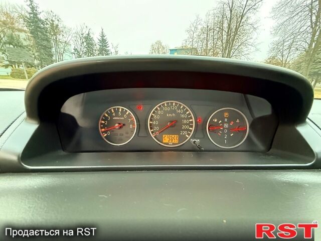 Красный Ниссан ИксТрейл, объемом двигателя 2.5 л и пробегом 270 тыс. км за 5600 $, фото 1 на Automoto.ua