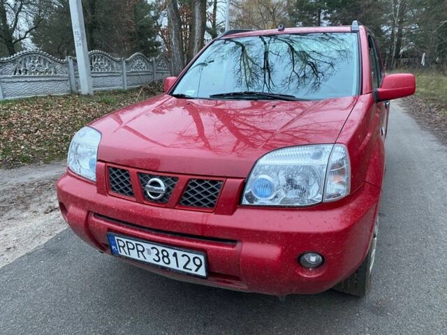 Червоний Ніссан ІксТрейл, об'ємом двигуна 2.2 л та пробігом 284 тис. км за 3100 $, фото 1 на Automoto.ua