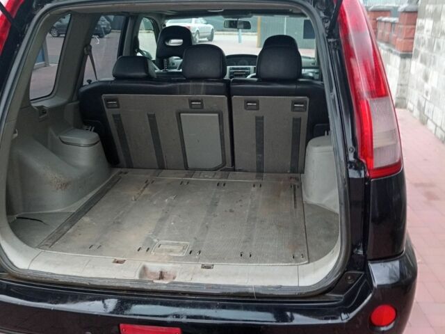 Красный Ниссан ИксТрейл, объемом двигателя 2.2 л и пробегом 335 тыс. км за 5008 $, фото 19 на Automoto.ua