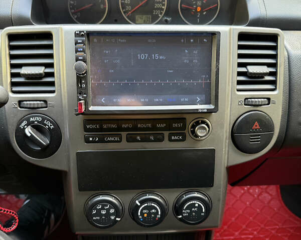 Червоний Ніссан ІксТрейл, об'ємом двигуна 2.49 л та пробігом 140 тис. км за 6900 $, фото 12 на Automoto.ua