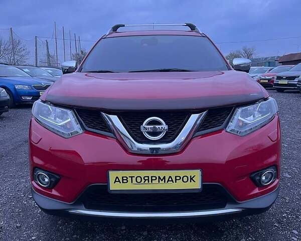Красный Ниссан ИксТрейл, объемом двигателя 2.49 л и пробегом 95 тыс. км за 15690 $, фото 5 на Automoto.ua