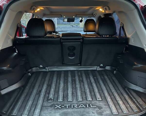 Красный Ниссан ИксТрейл, объемом двигателя 2.49 л и пробегом 95 тыс. км за 15690 $, фото 12 на Automoto.ua