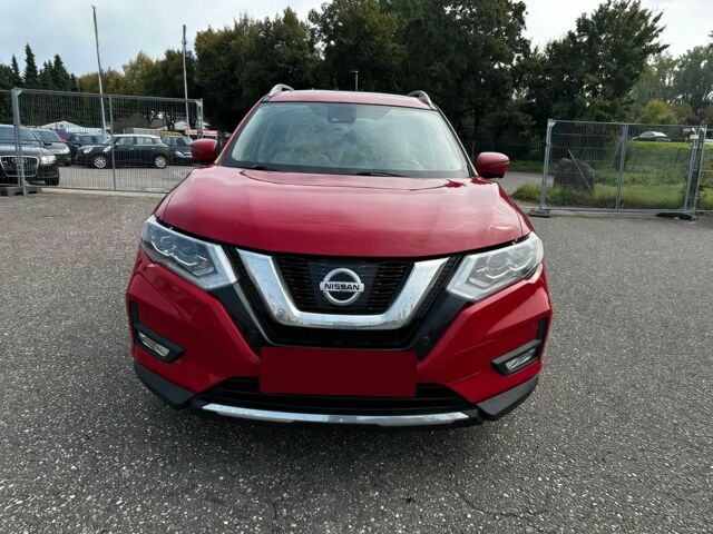 Красный Ниссан ИксТрейл, объемом двигателя 2 л и пробегом 63 тыс. км за 12000 $, фото 1 на Automoto.ua