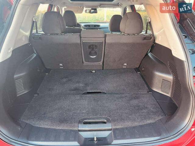 Червоний Ніссан ІксТрейл, об'ємом двигуна 1.6 л та пробігом 137 тис. км за 20500 $, фото 9 на Automoto.ua