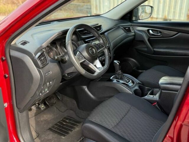 Красный Ниссан ИксТрейл, объемом двигателя 2.5 л и пробегом 95 тыс. км за 10999 $, фото 4 на Automoto.ua