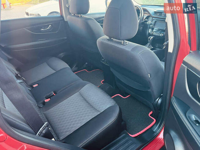 Червоний Ніссан ІксТрейл, об'ємом двигуна 1.6 л та пробігом 137 тис. км за 20500 $, фото 11 на Automoto.ua