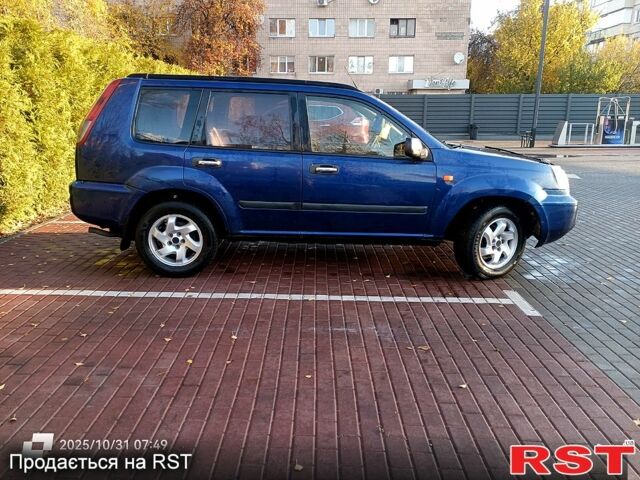 Ниссан ИксТрейл, объемом двигателя 2.2 л и пробегом 278 тыс. км за 3100 $, фото 3 на Automoto.ua