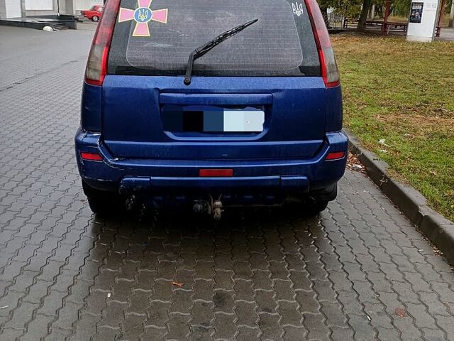 Ниссан ИксТрейл, объемом двигателя 2.2 л и пробегом 278 тыс. км за 2900 $, фото 5 на Automoto.ua