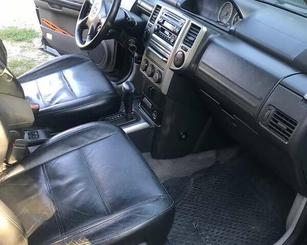 Ниссан ИксТрейл, объемом двигателя 0 л и пробегом 325 тыс. км за 5000 $, фото 1 на Automoto.ua
