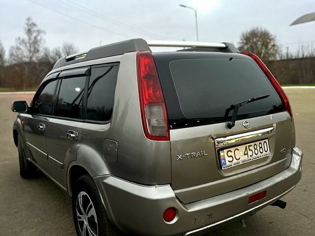 Ниссан ИксТрейл, объемом двигателя 2.2 л и пробегом 415 тыс. км за 2500 $, фото 3 на Automoto.ua