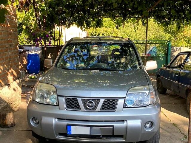 Ніссан ІксТрейл, об'ємом двигуна 2.2 л та пробігом 0 тис. км за 2610 $, фото 1 на Automoto.ua