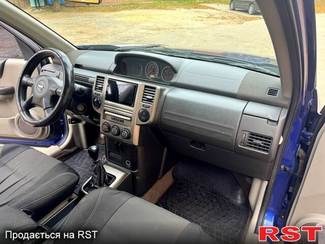 Ниссан ИксТрейл, объемом двигателя 2.2 л и пробегом 300 тыс. км за 2650 $, фото 10 на Automoto.ua