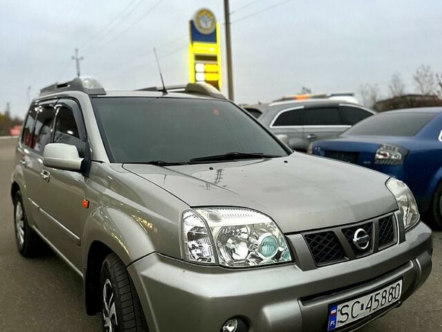 Ниссан ИксТрейл, объемом двигателя 2.2 л и пробегом 415 тыс. км за 2500 $, фото 1 на Automoto.ua