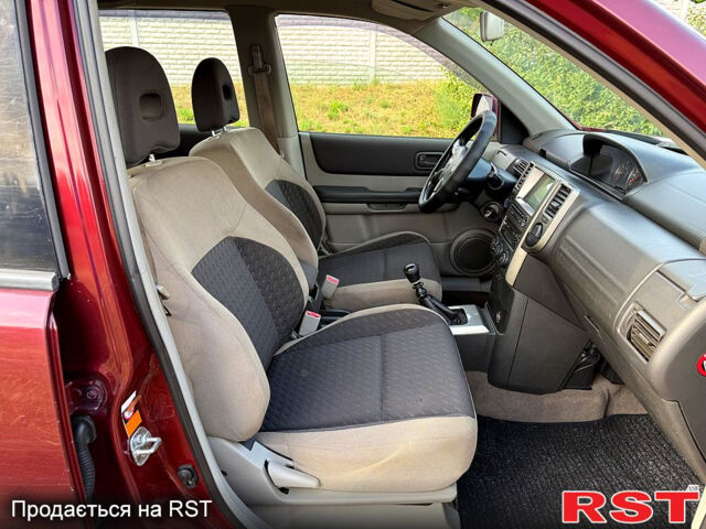 Ниссан ИксТрейл, объемом двигателя 2.2 л и пробегом 300 тыс. км за 2650 $, фото 9 на Automoto.ua