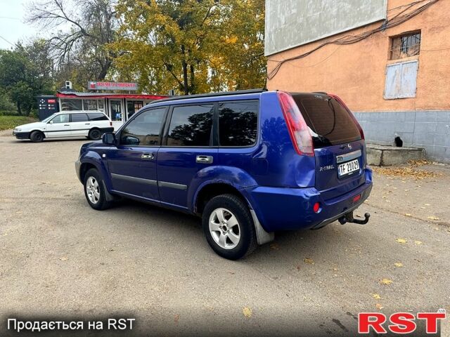 Ниссан ИксТрейл, объемом двигателя 2.2 л и пробегом 275 тыс. км за 2750 $, фото 2 на Automoto.ua