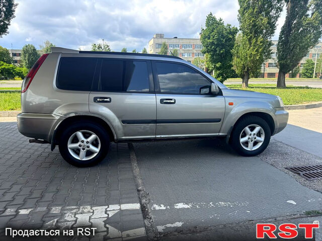 Ніссан ІксТрейл, об'ємом двигуна 2.2 л та пробігом 387 тис. км за 3450 $, фото 5 на Automoto.ua