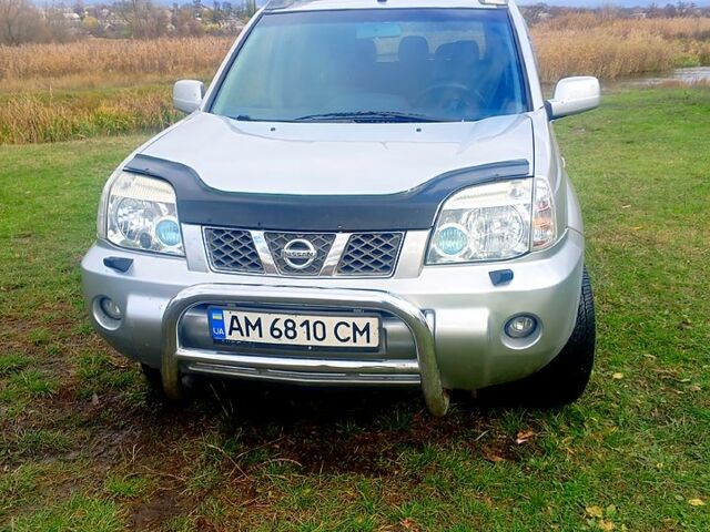 Ниссан ИксТрейл, объемом двигателя 2.5 л и пробегом 250 тыс. км за 6500 $, фото 4 на Automoto.ua