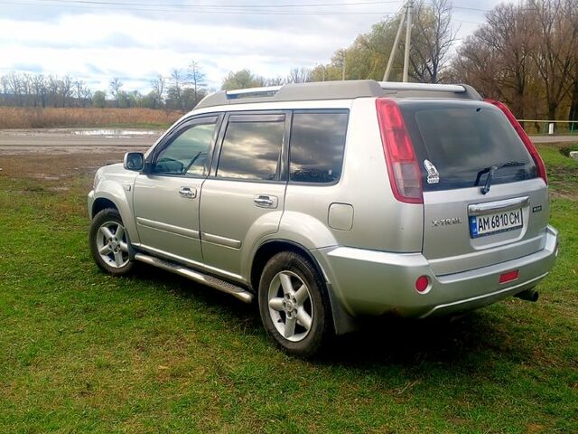 Ніссан ІксТрейл, об'ємом двигуна 2.5 л та пробігом 250 тис. км за 6500 $, фото 5 на Automoto.ua