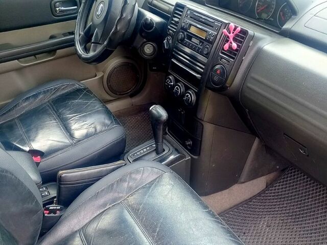 Ниссан ИксТрейл, объемом двигателя 2.5 л и пробегом 250 тыс. км за 6500 $, фото 10 на Automoto.ua