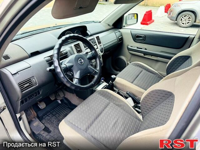 Ниссан ИксТрейл, объемом двигателя 2.2 л и пробегом 170 тыс. км за 4250 $, фото 10 на Automoto.ua