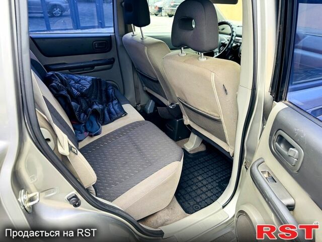 Ниссан ИксТрейл, объемом двигателя 2.2 л и пробегом 170 тыс. км за 4250 $, фото 11 на Automoto.ua