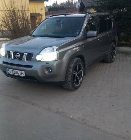 Ниссан ИксТрейл, объемом двигателя 2 л и пробегом 254 тыс. км за 11500 $, фото 3 на Automoto.ua