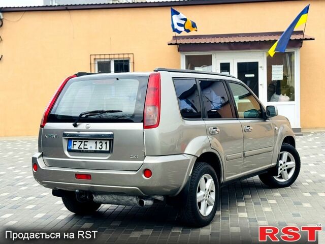 Ниссан ИксТрейл, объемом двигателя 2.2 л и пробегом 170 тыс. км за 4250 $, фото 3 на Automoto.ua