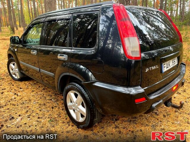 Ниссан ИксТрейл, объемом двигателя 2.2 л и пробегом 311 тыс. км за 3500 $, фото 2 на Automoto.ua