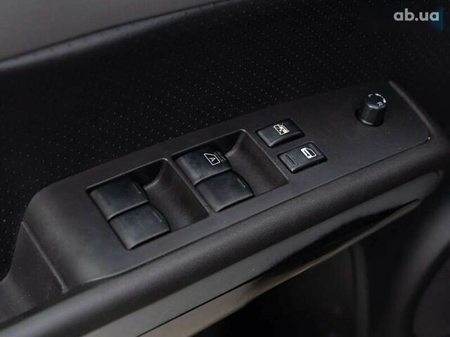 Ниссан ИксТрейл, объемом двигателя 2 л и пробегом 193 тыс. км за 7700 $, фото 14 на Automoto.ua